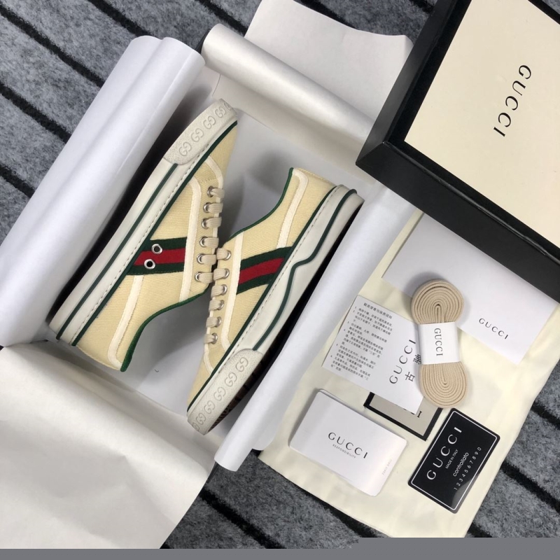 G*u*i casual shoes